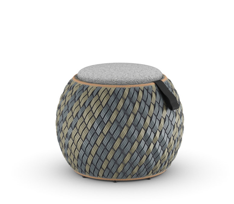 Dala Hocker Ø60cm: Geflochtener Outdoor Hocker mit grauem Sitzkissen und Tragegriff, ideal für Garten und Terrasse.