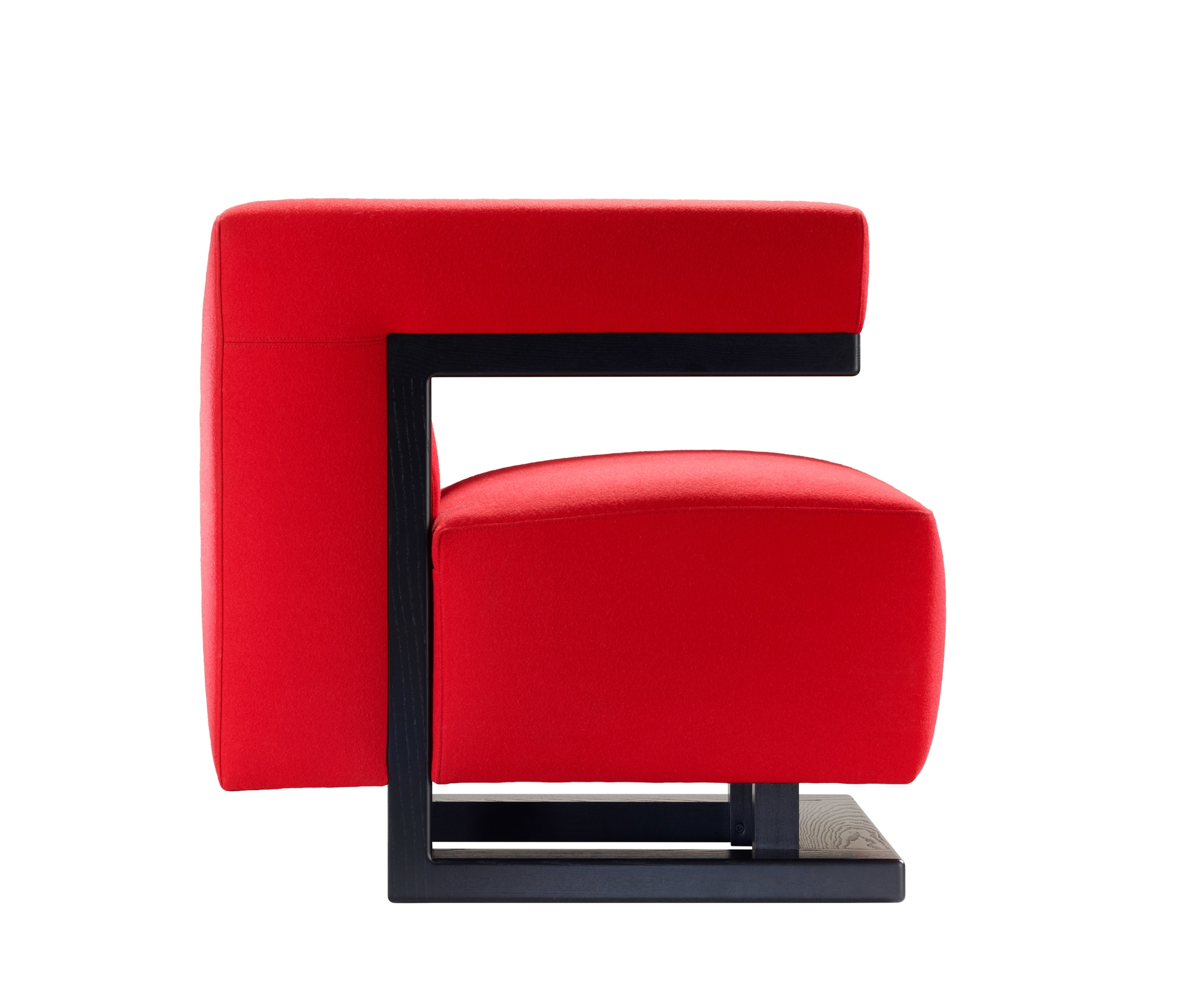 Roter Gropius F51 Sessel im Bauhaus Stil, Reedition von Tecta, Seitenansicht.