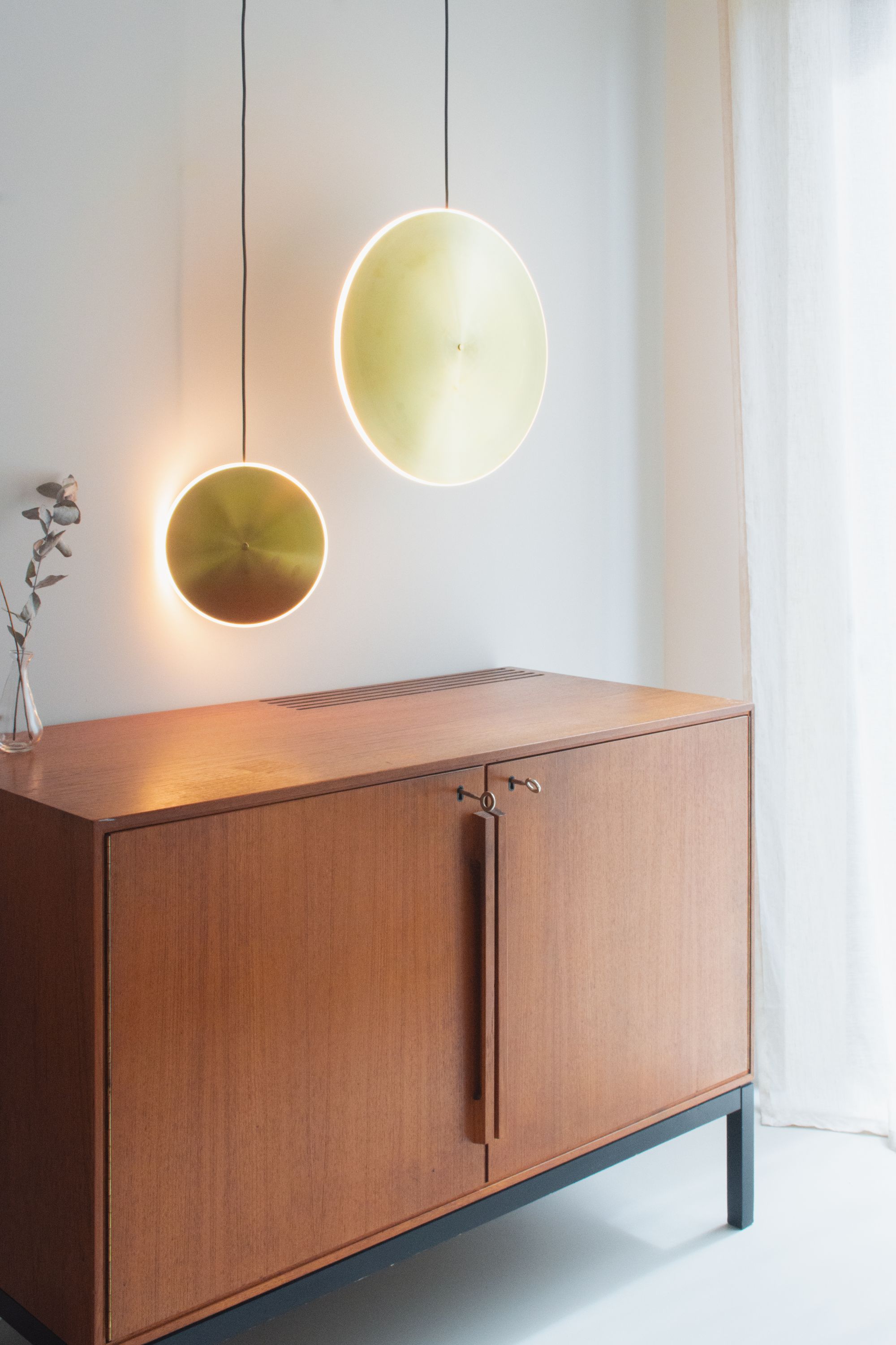 Dish6v Chrona Hängeleuchte Messing Graypants