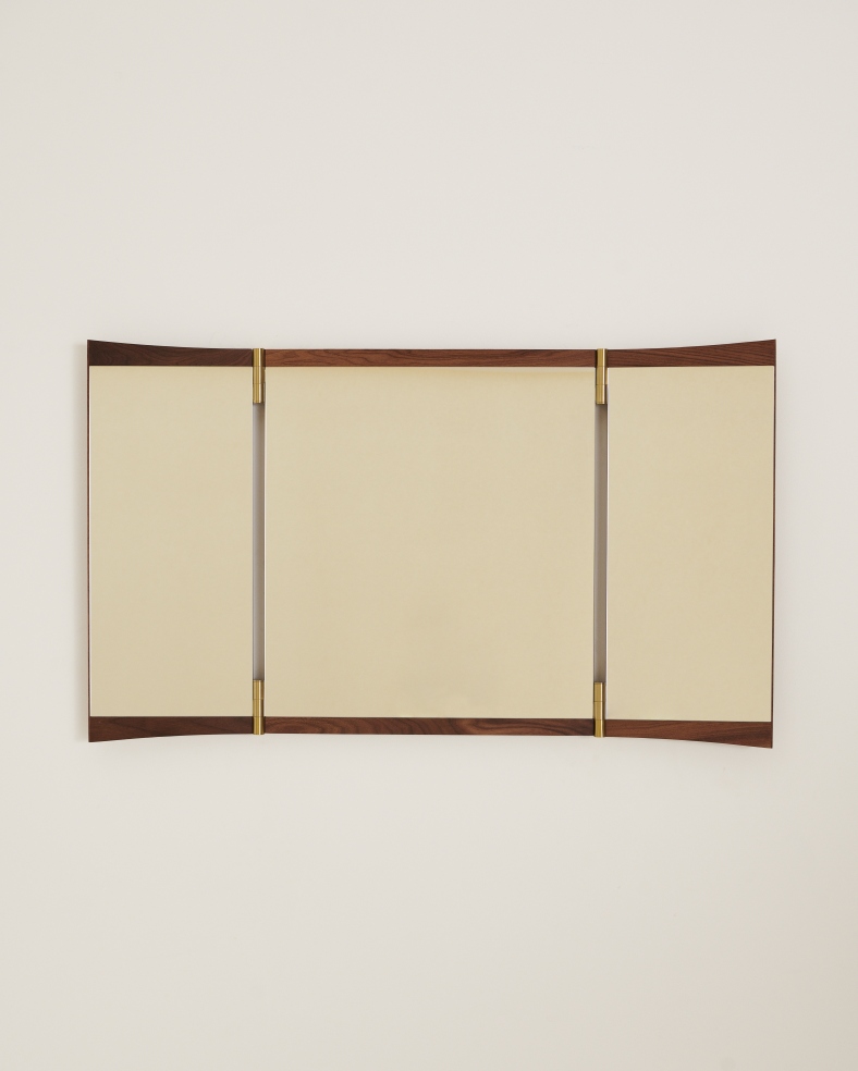 Vanity Wall Mirror 3 Wandspiegel Gubi  