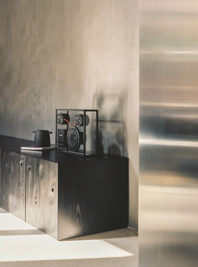 Transparenter Lautsprecher Transparent