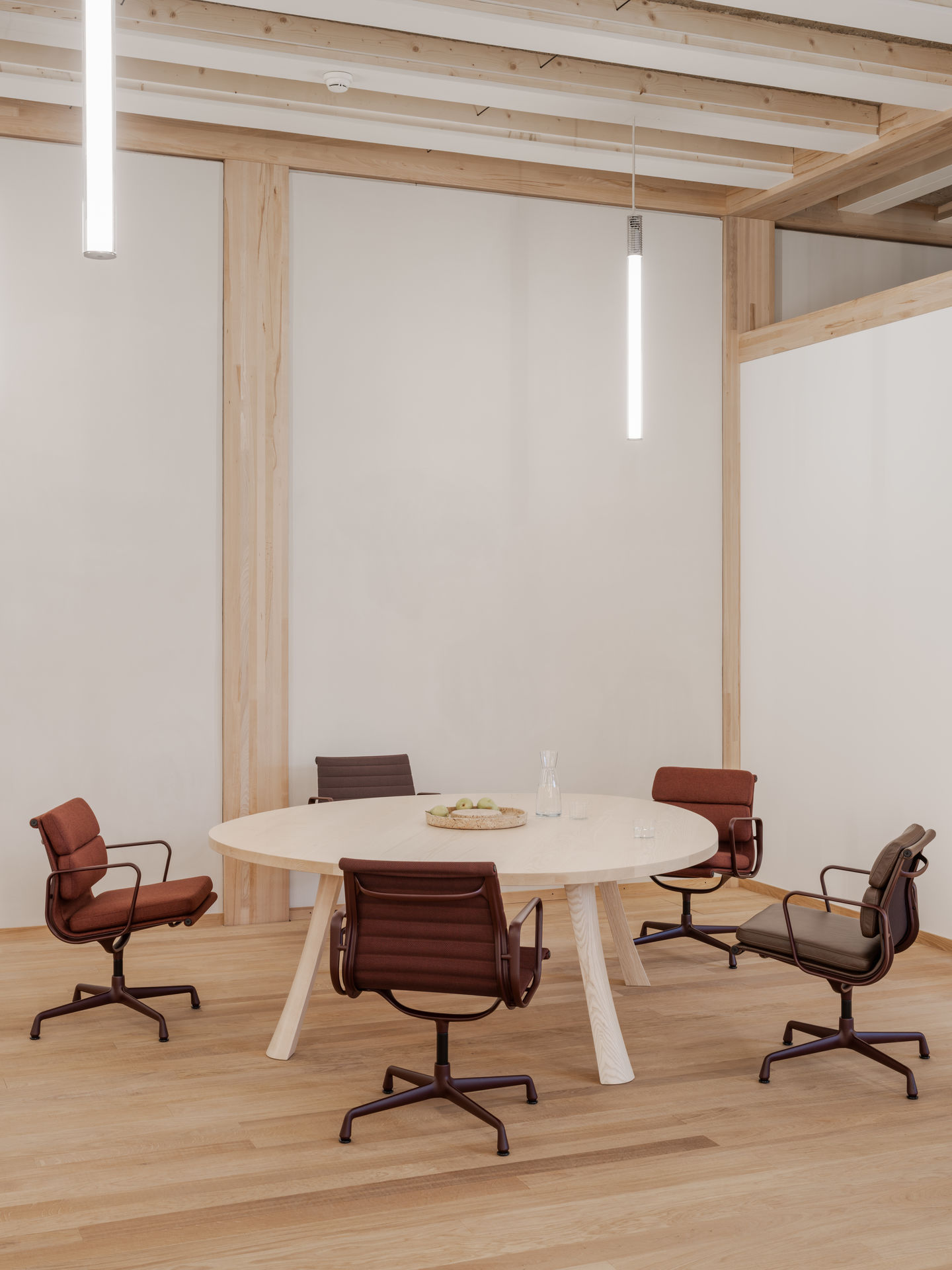 Aluminium Chair EA 108 / EA108 Stuhl Vitra