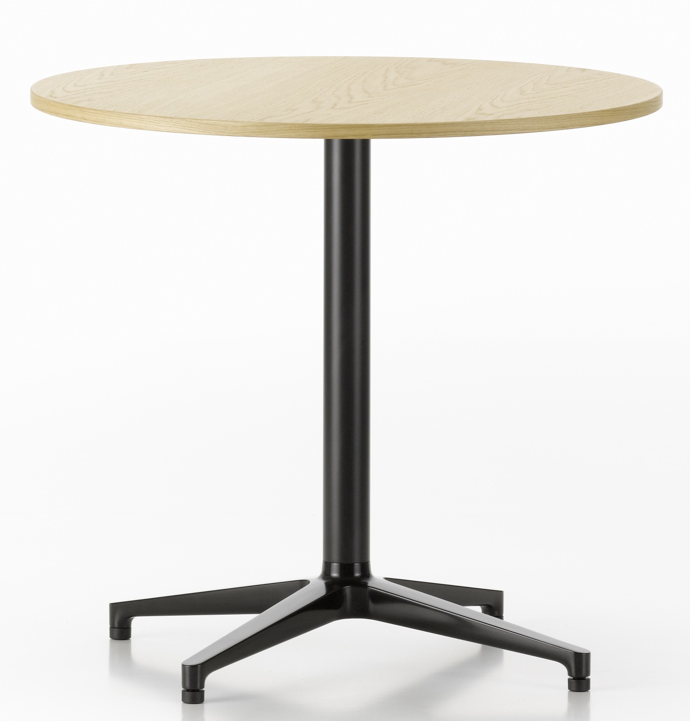 Runder Bistro Table Tisch von Vitra mit hellem Holz und schwarzem Fuß.