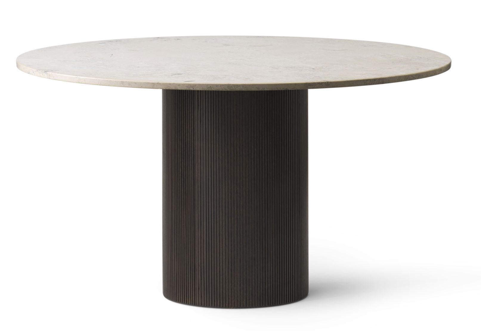 Vipp Cabin Tisch rund in dunkler Eiche mit heller Tischplatte aus Marmor.