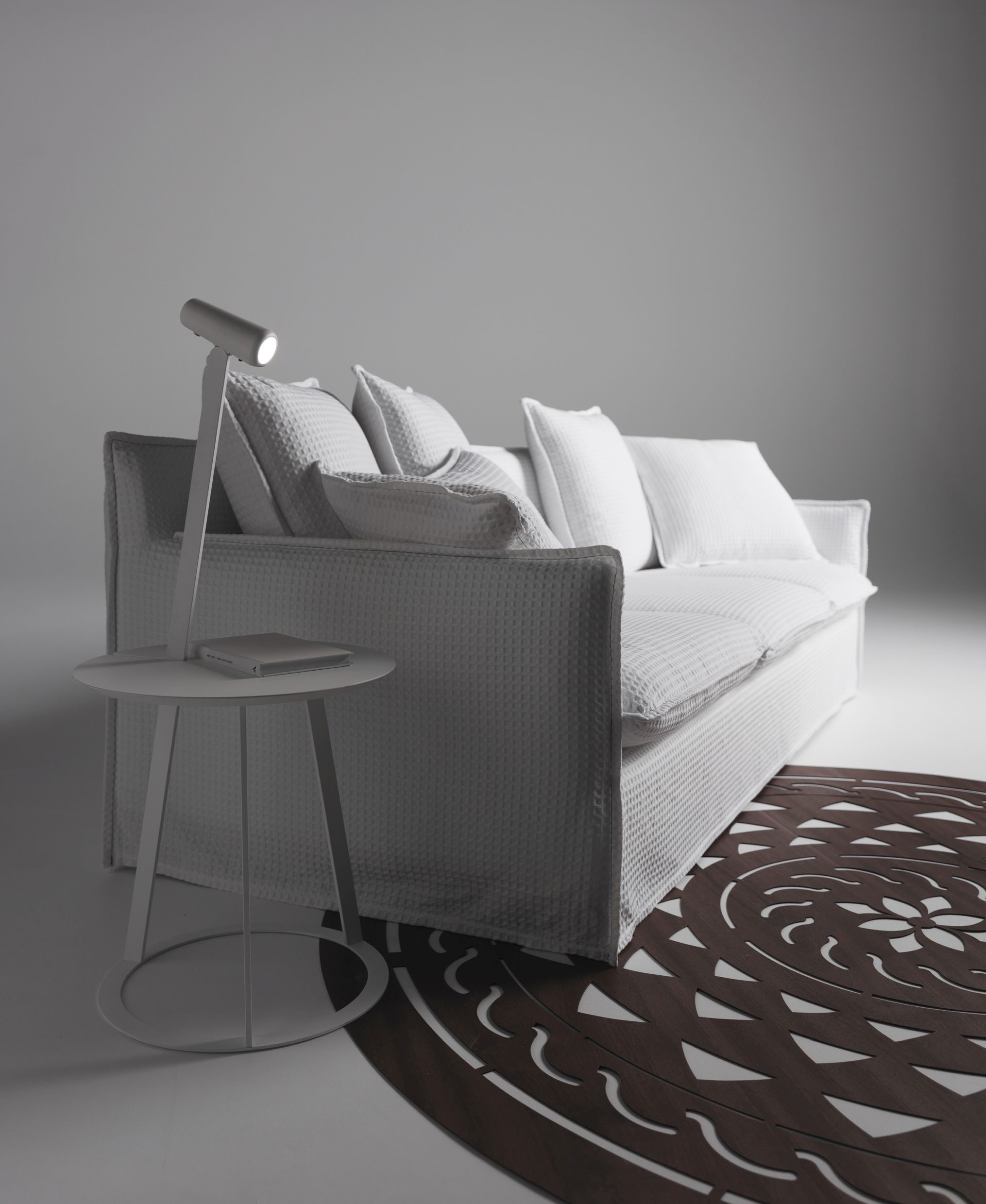 Albino Torcia Beistelltisch weiß Casamania Horm