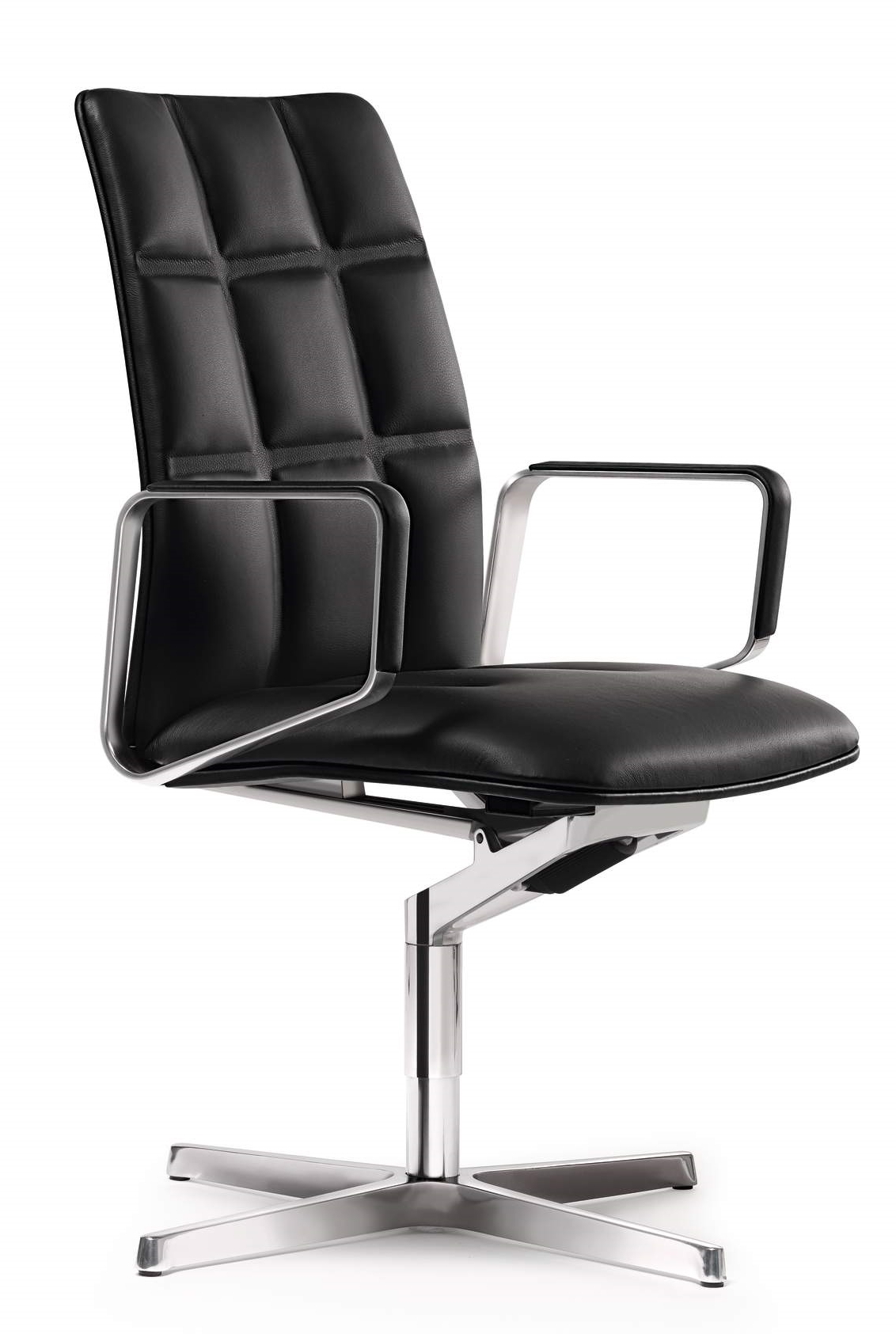 Schwarzer Leadchair Executive Bürostuhl von Walter Knoll mit Lederbezug und verchromtem Fußkreuz.
