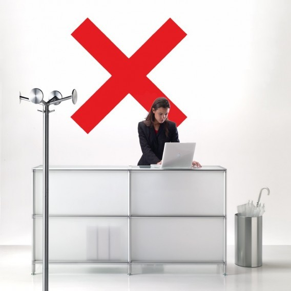 NOX IPSO Kleiderständer von Rexite, moderner Garderobenständer aus Metall mit runden Haken, für Büro und Zuhause.