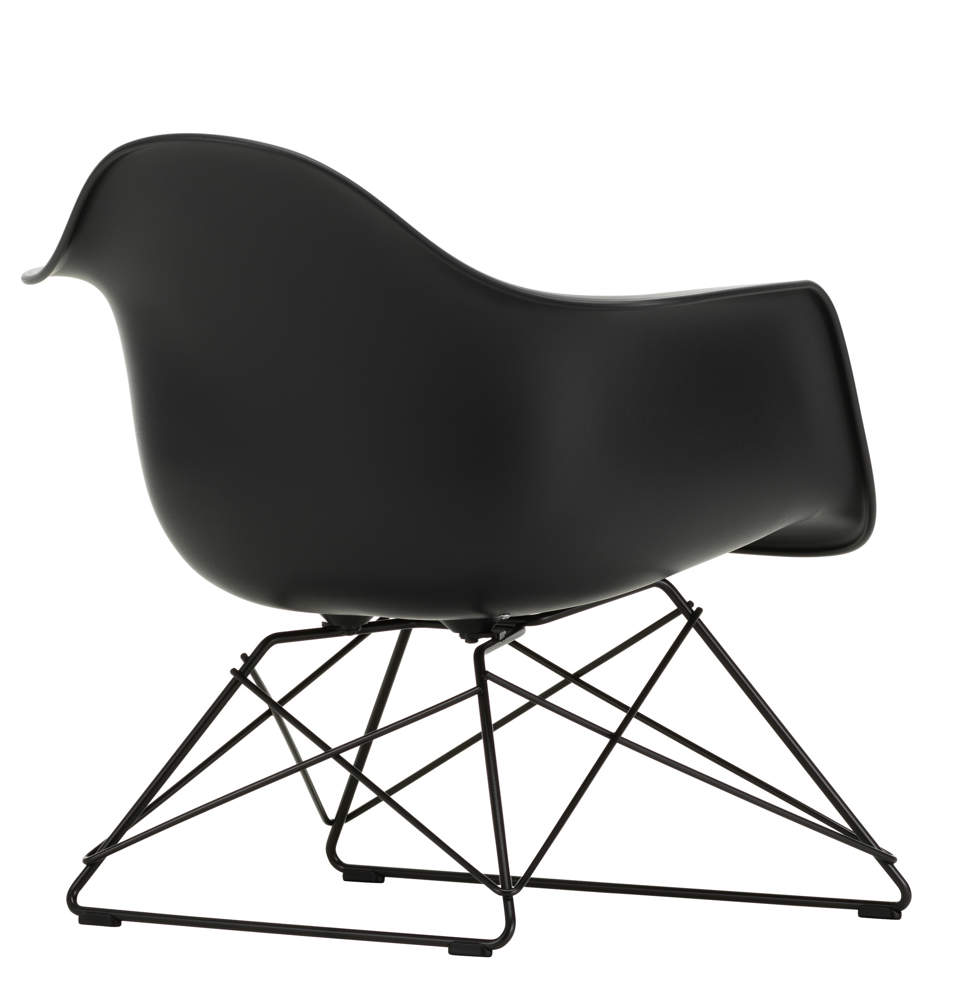 Schwarzer Eames Plastic Arm Chair LAR Stuhl mit Chromgestell, moderner Designklassiker für Wohnzimmer und Büro.