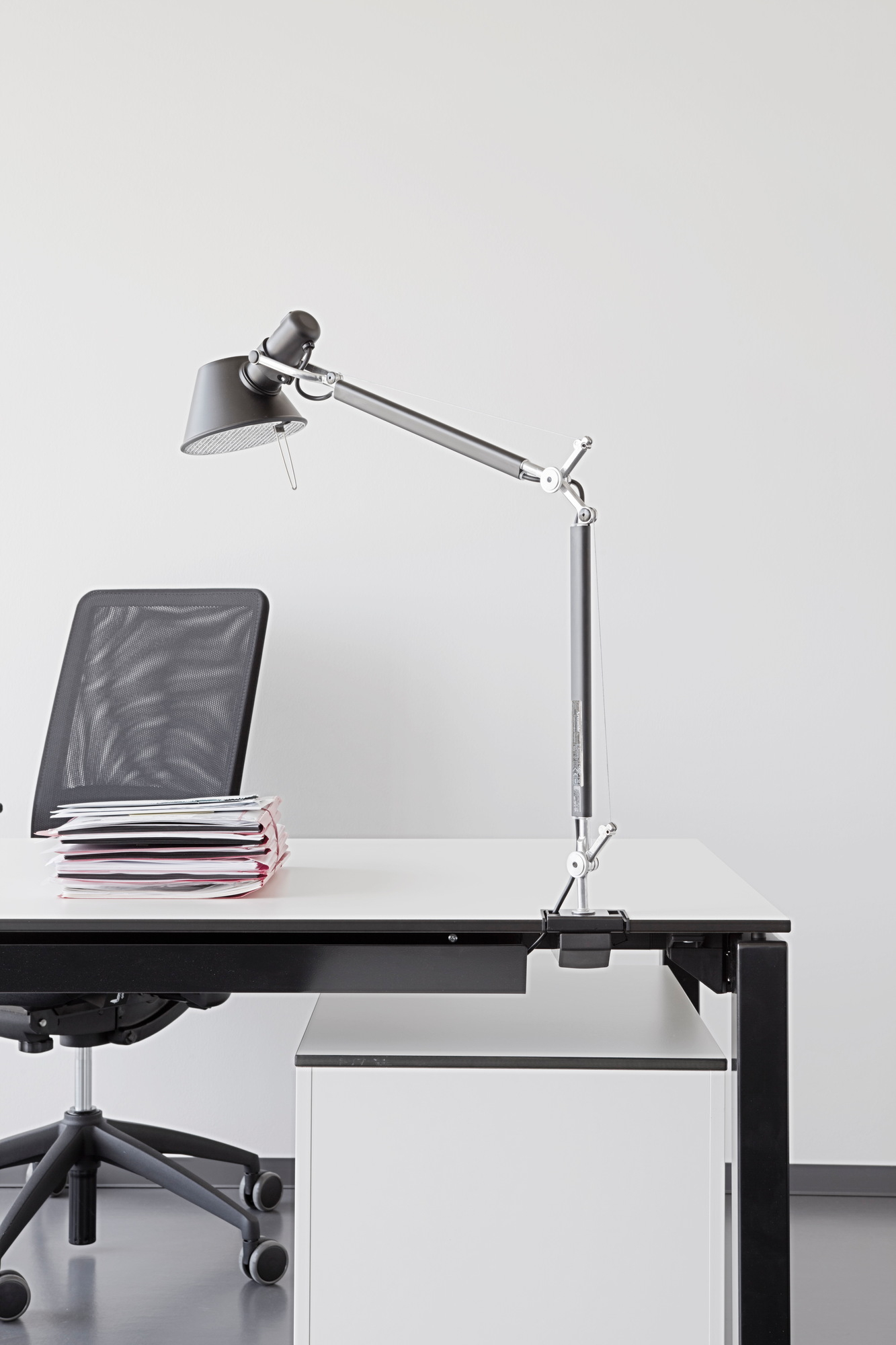 Tolomeo LED Tischleuchte Body Artemide (Teil 1 von 2)