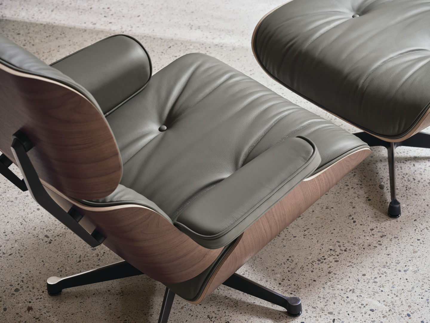 Eames Lounge Chair Sessel KONFIGURATOR Vitra 