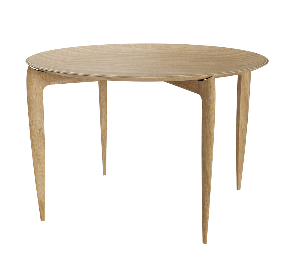 Fritz Hansen Tray Beistelltisch Ø60cm aus hellem Holz, runder Tisch mit drei Beinen.