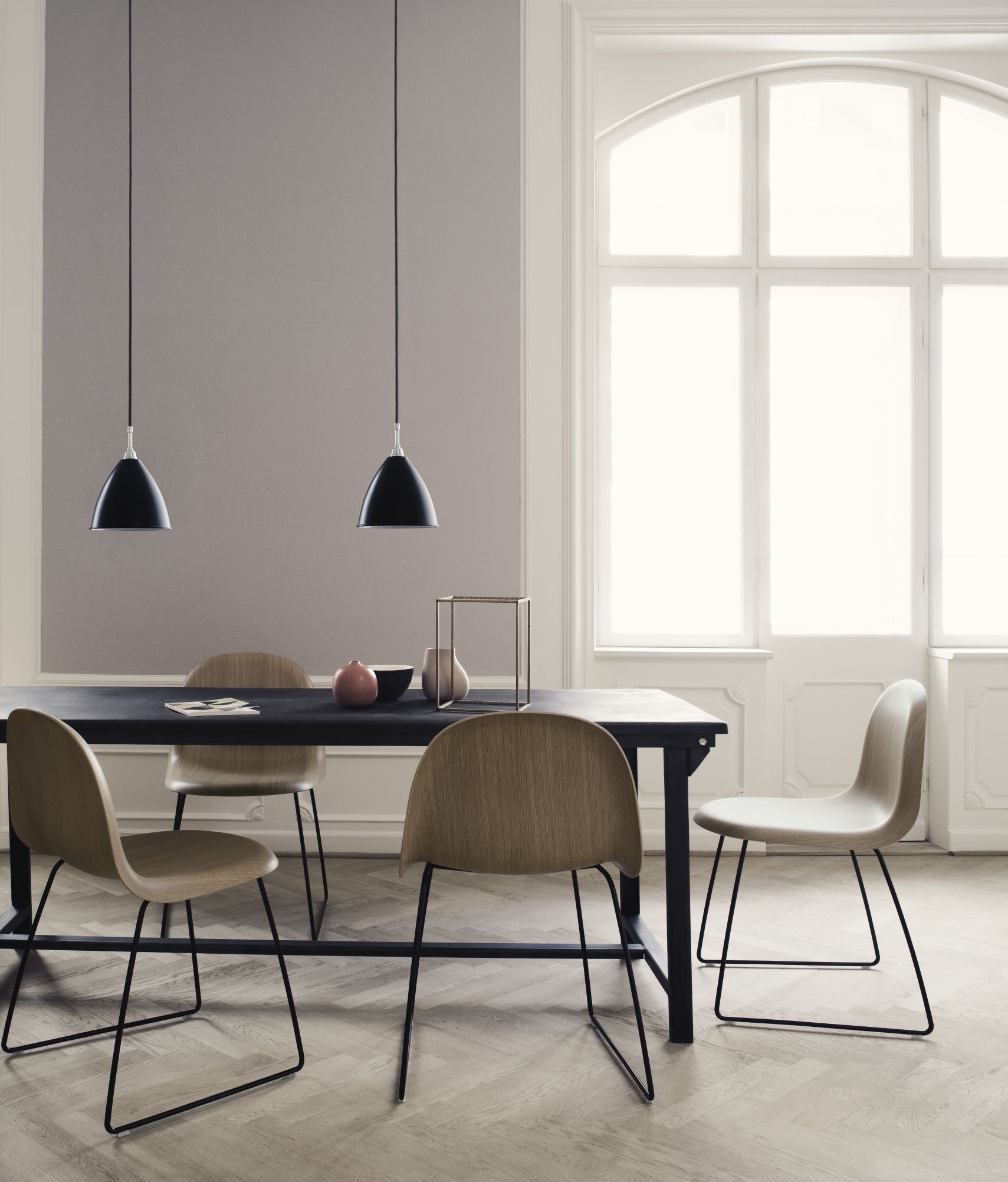 3D Esszimmerstuhl Eiche - Sledge Base Edelstahl - Kunststoffgleiter Gubi