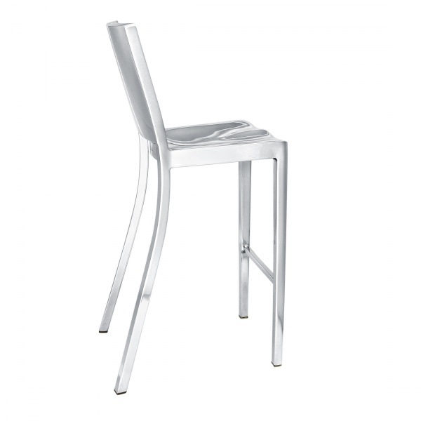 Silberner Hudson Barhocker von Emeco, Seitenansicht. Moderner Barstuhl aus Aluminium für Küche und Bar.