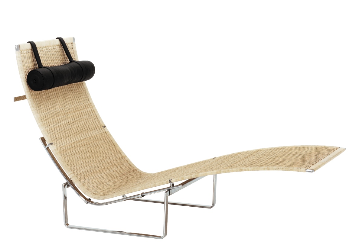 Helle PK24 Liege von Fritz Hansen mit schwarzem Nackenkissen und verchromtem Gestell.
