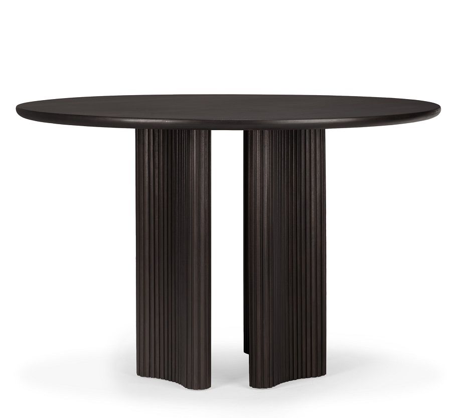 Roller Max Tisch: Runder Esstisch aus dunklem Mahagoni-Holz von Ethnicraft mit geriffeltem Sockel.