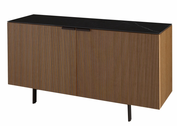 Selvans Sideboard von ligne roset mit Holzlamellen und schwarzer Marmorplatte. Modernes Design.