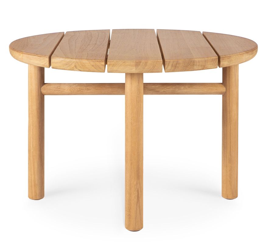 Quatro Couchtisch aus Teakholz von Ethnicraft: Runder Outdoor-Tisch mit Lattenstruktur und drei Beinen.