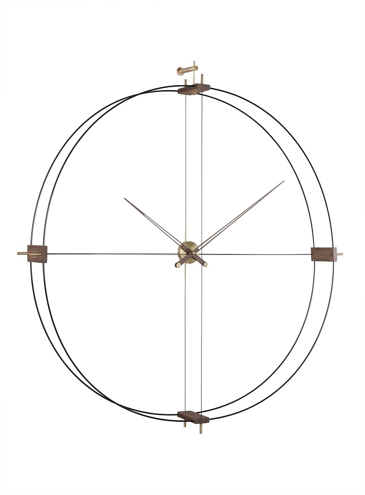 Delmori Clock Wanduhr: Moderne Wanduhr mit schwarzem Rahmen und Walnuss-Akzenten. Stilvolle Dekoration für Wohnzimmer und Büro.