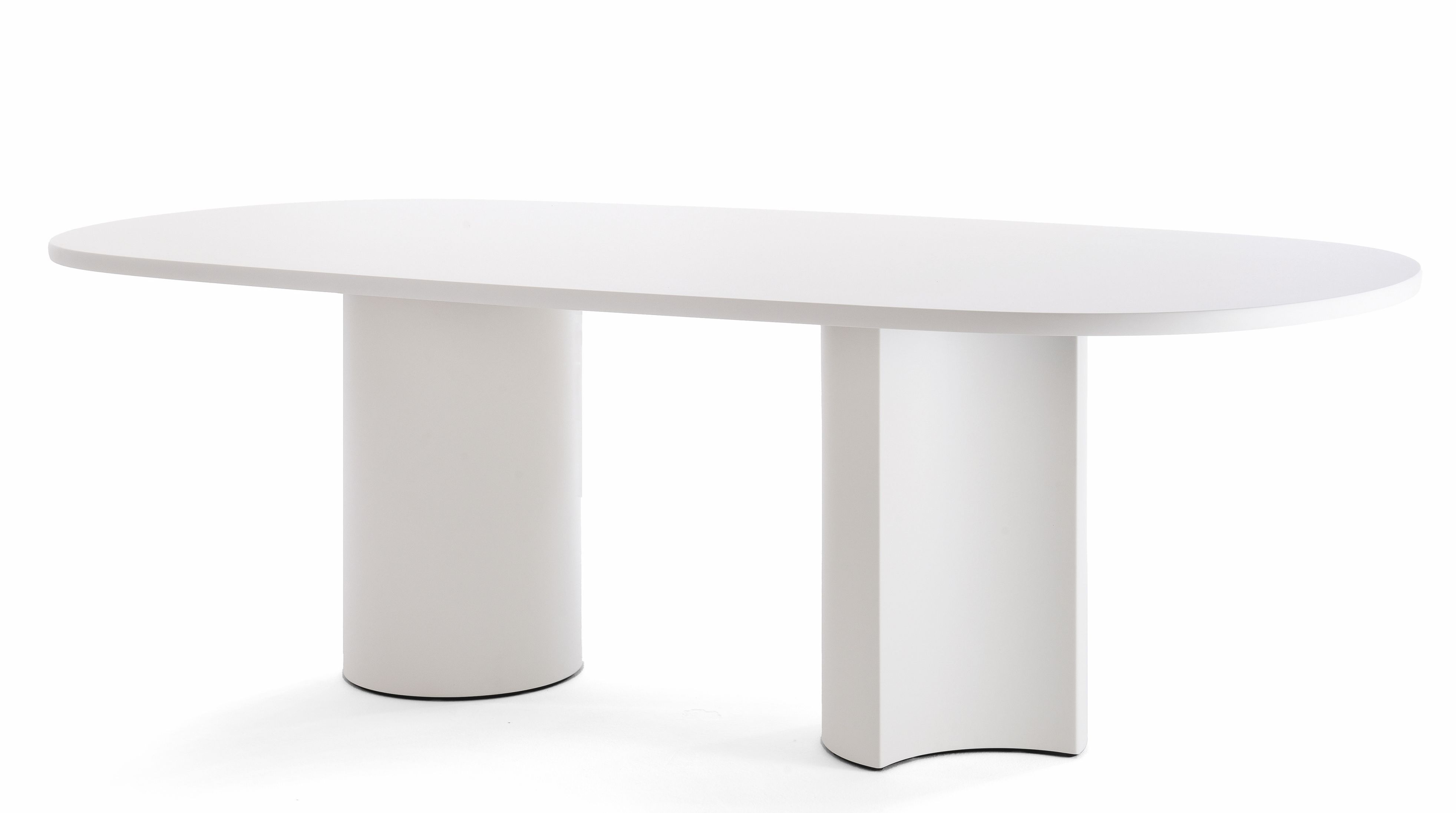 Weißer Bol Esstisch von Zanotta mit glänzender Talkum-Oberfläche und ovaler Tischplatte. Moderner Design Esstisch.