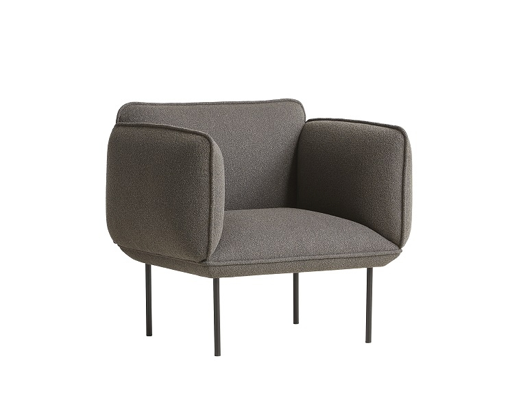 Graues Nakki Sofa von Woud mit Armlehnen und schwarzen Metallbeinen, modernes Design.