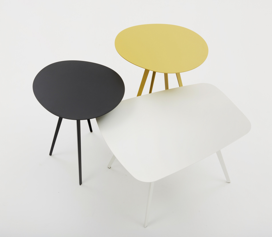 Agorà Beistelltisch in Senf und anderen Farben. Moderne, runde und eckige Tische für Wohnzimmer.