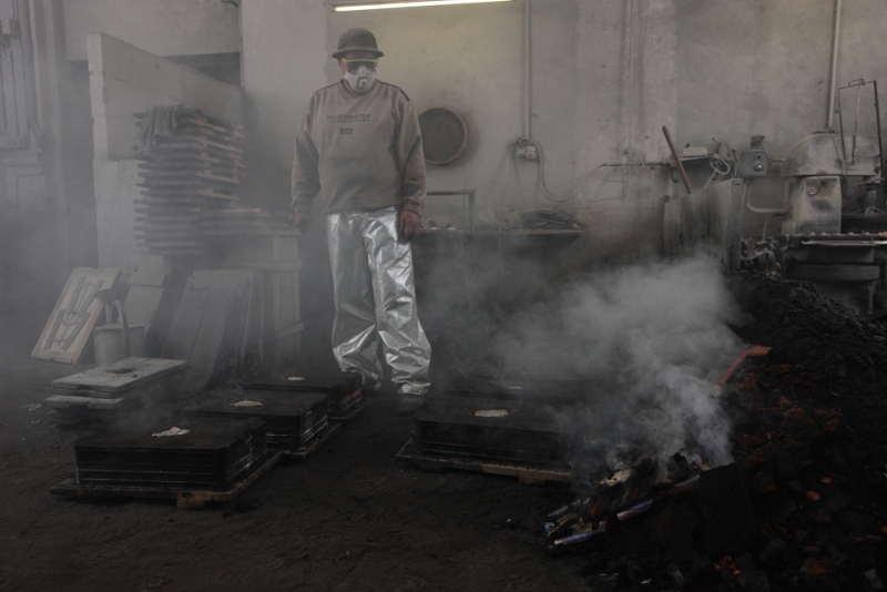 Walter Gropius Türdrücker Tecnolumen Nickel poliert