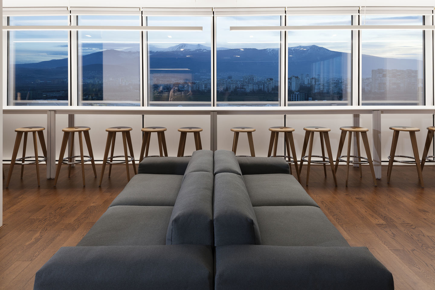 Tabouret Haut Barhocker Vitra Eiche natur