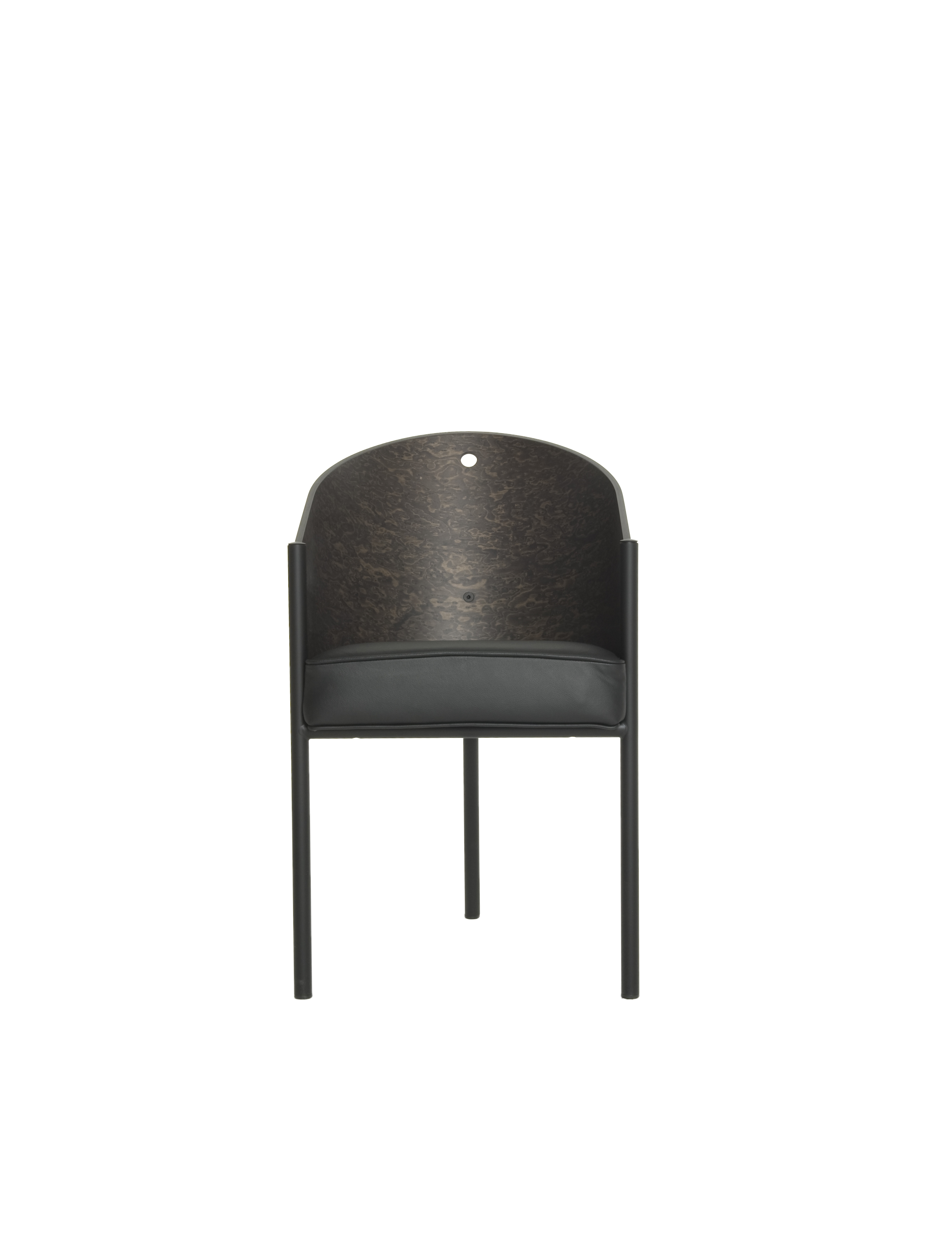 Costes Stuhl von Driade: Armlehnstuhl mit dunklem Holz und schwarzem Lederpolster, modernes Möbeldesign.