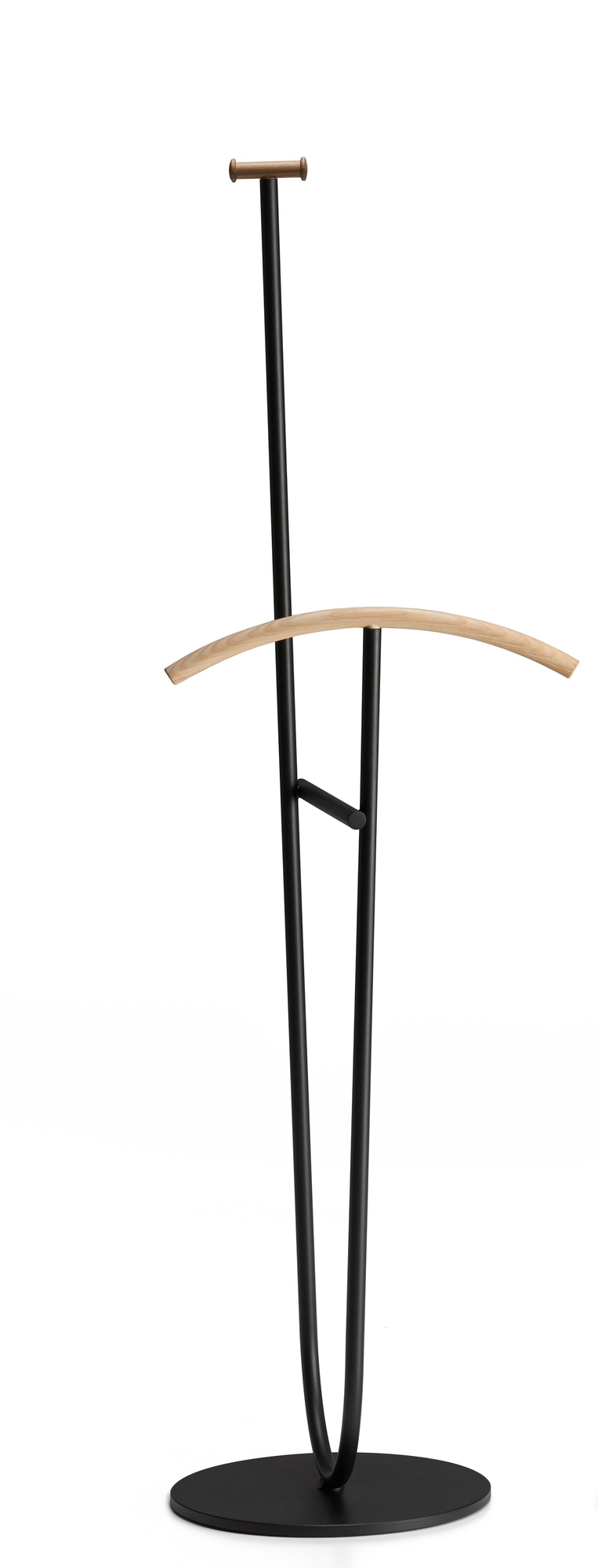 Ombre Stummer Diener von MDF Italia: Moderner Kleiderständer aus schwarzem Metall mit Holzdetails.