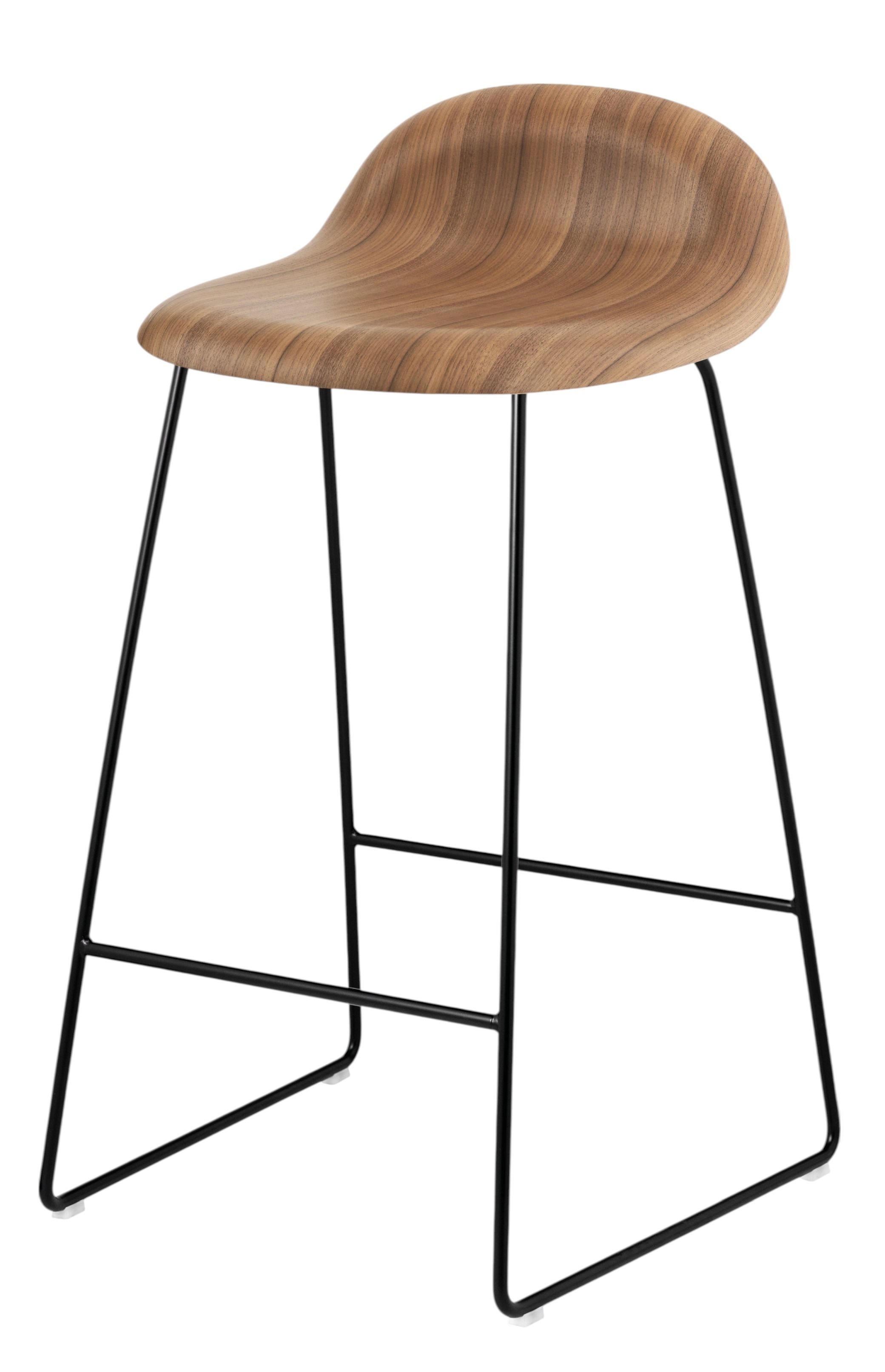 3D Barhocker 65 Walnuss - Sledge Base Schwarz - Filzgleiter Gubi