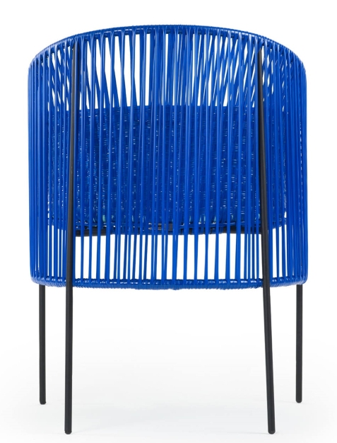 Blauer Caribe Dining Chair von ames, Outdoor Stuhl mit schwarzem Metallgestell.