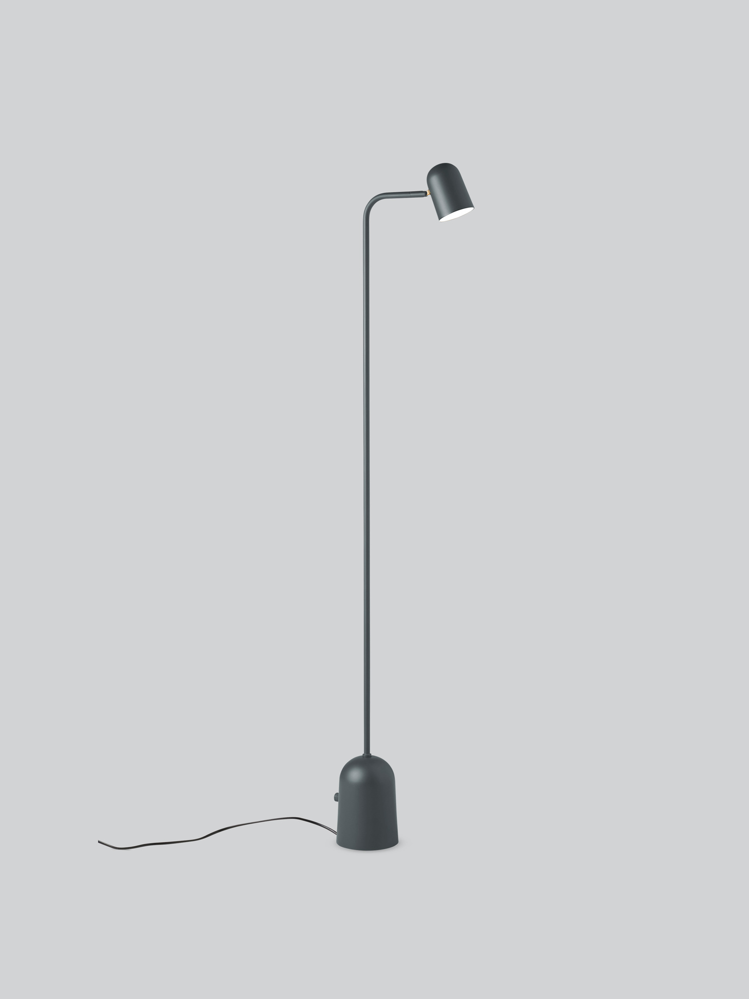 Buddy Floor Stehleuchte von Northern in Dunkelgrau: Moderne Stehlampe mit verstellbarem Kopf.