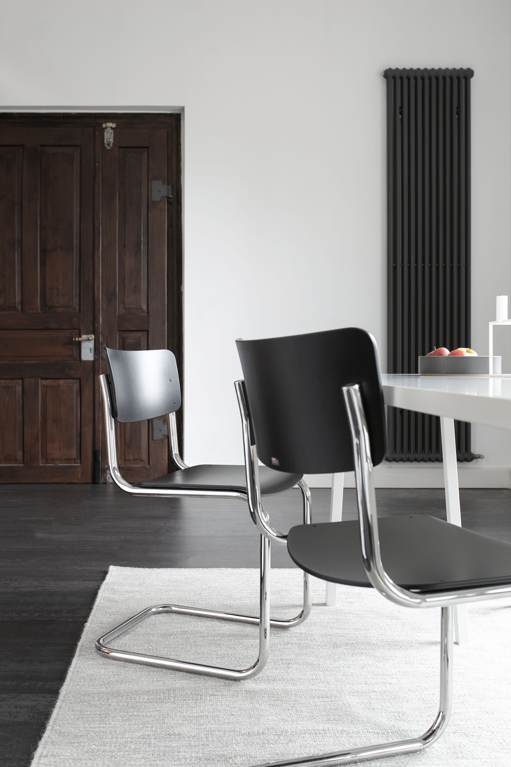 S 43 Stahlrohr Klassiker Freischwinger CHROM/SCHWARZ Thonet VORZUGSKOMBINATION