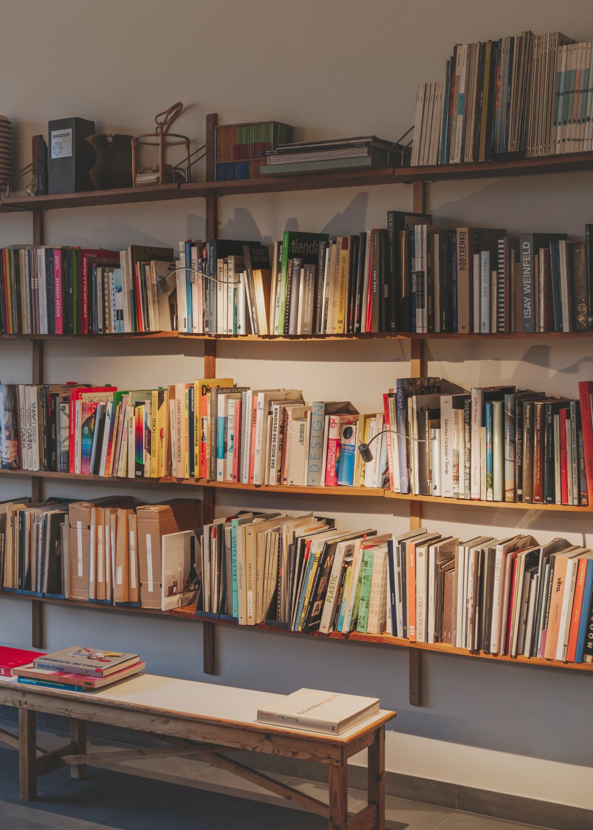 Bib Luz Tischleuchte Off White Santa & Cole