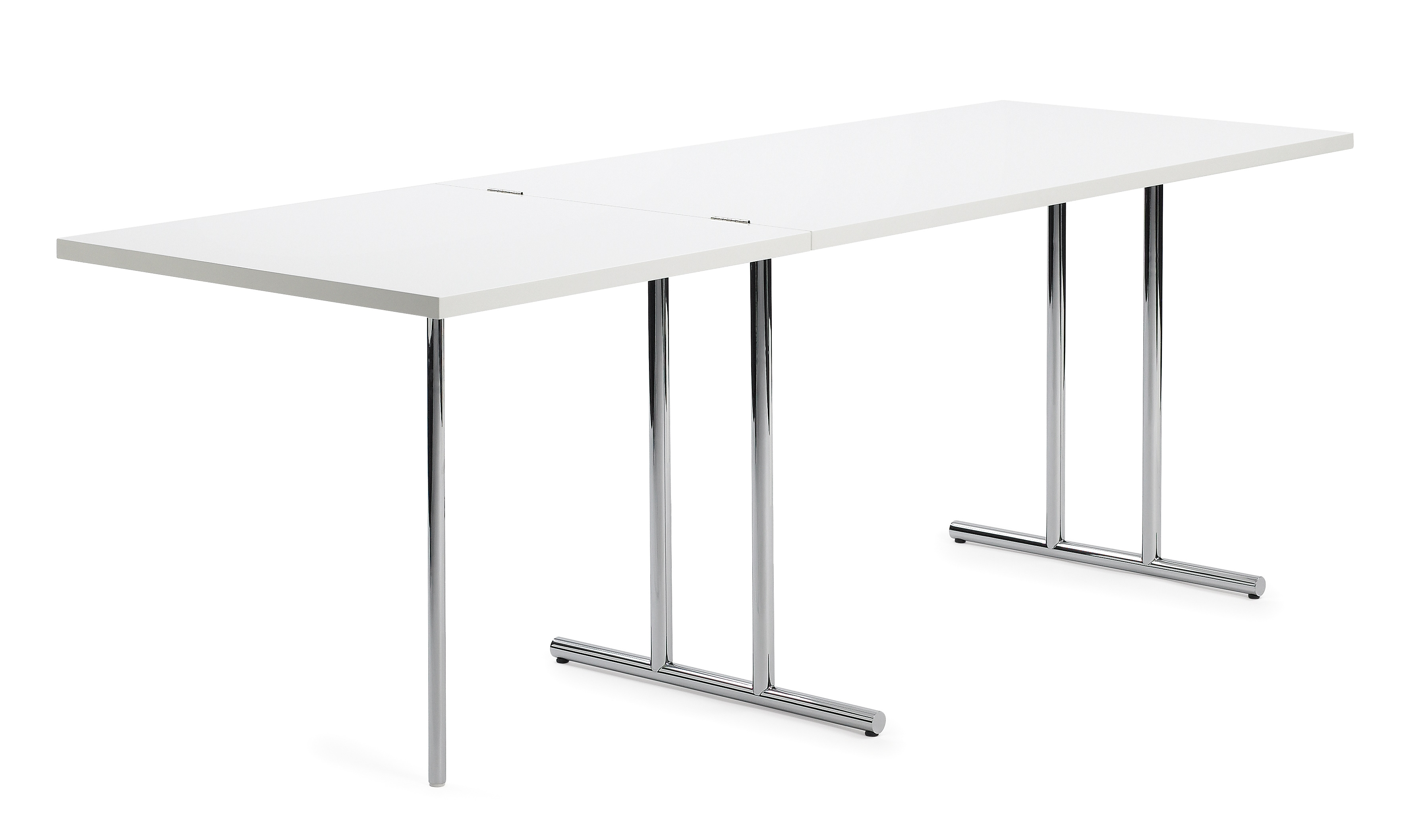 Weißer Lou Perou Ausklapptisch von ClassiCon mit verchromtem Gestell, ideal als Konferenztisch oder Esstisch.