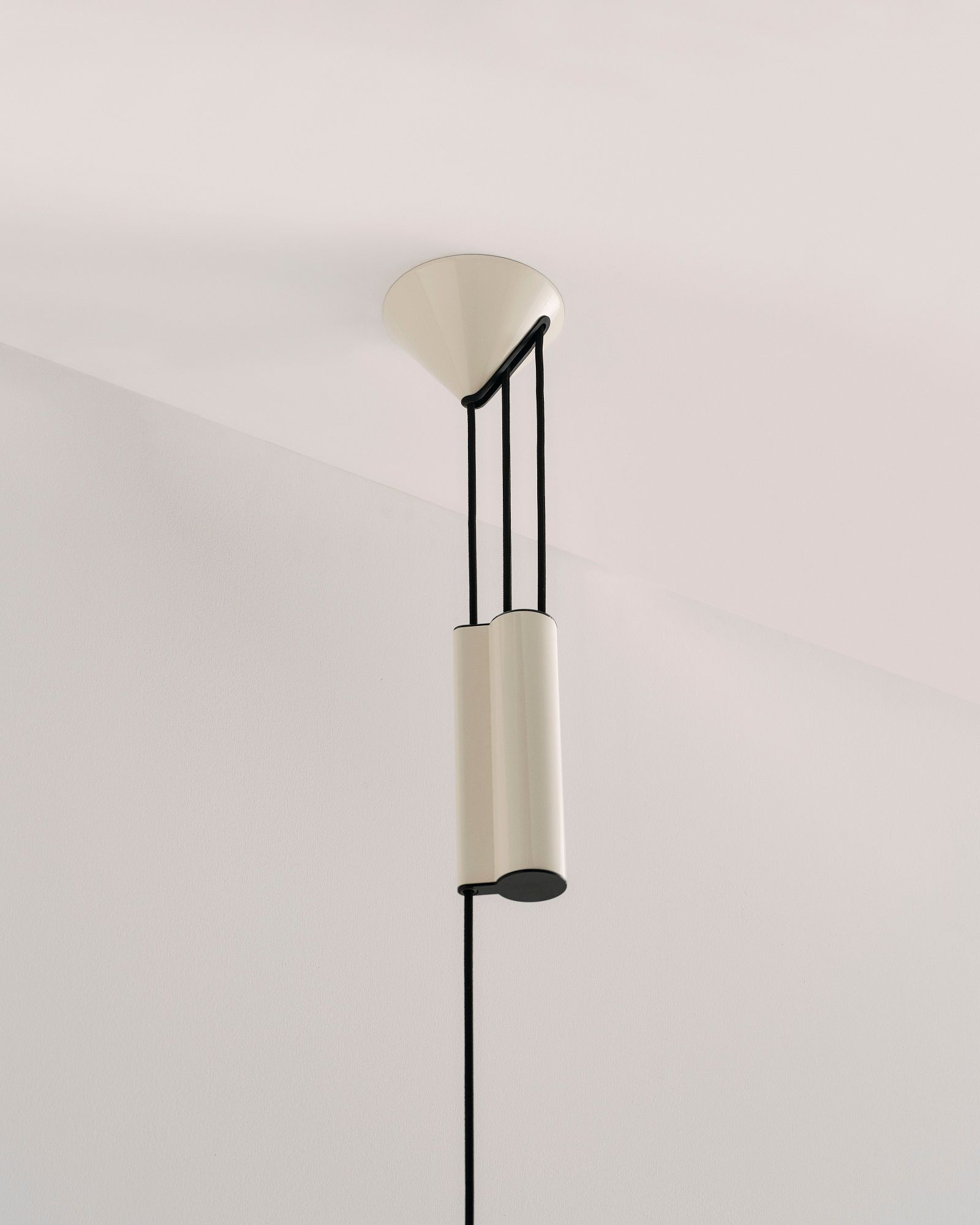 Compass Adjustable Pendant 430 Pendelleuchte Hay