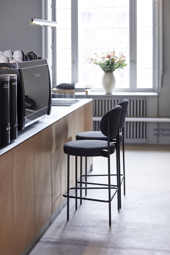 Series 430 Bar Stool Barhocker 75 cm SCHWARZ / REMIX 123 Verpan EINZELSTÜCK