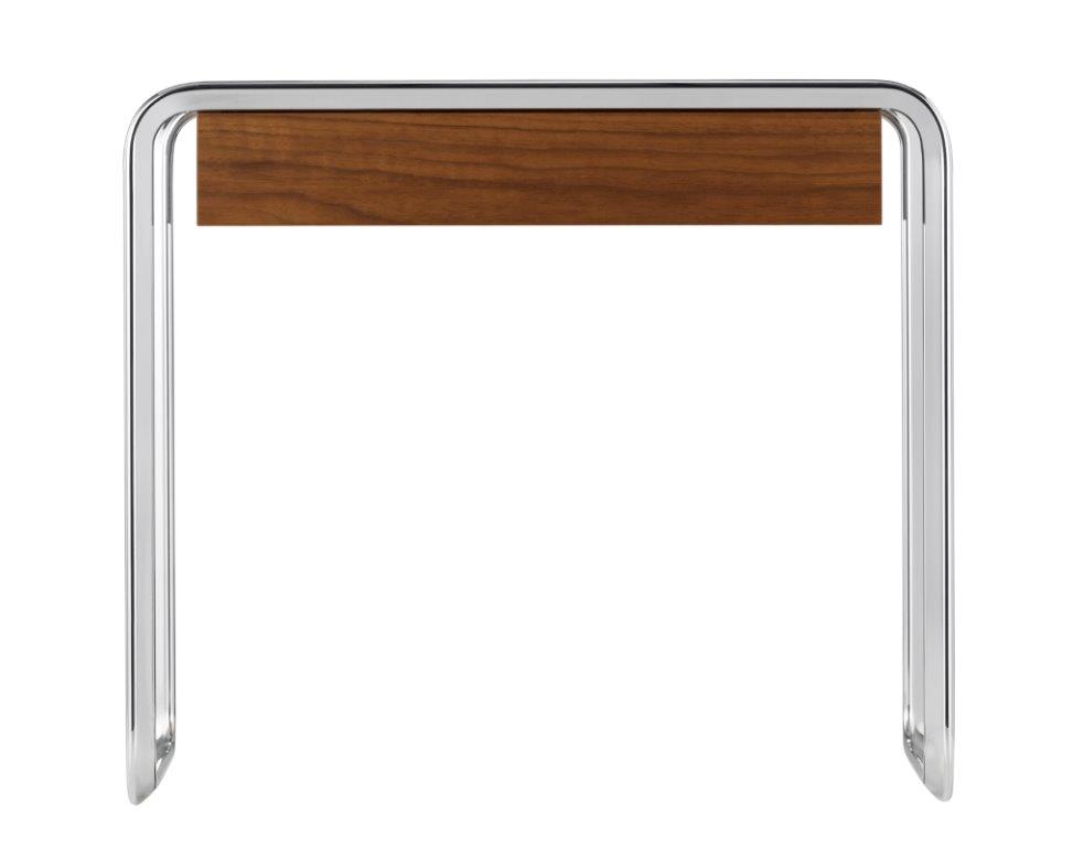 K2A Oblique Beistelltisch von Tecta mit verchromtem Gestell und Holzplatte, modernes Design.