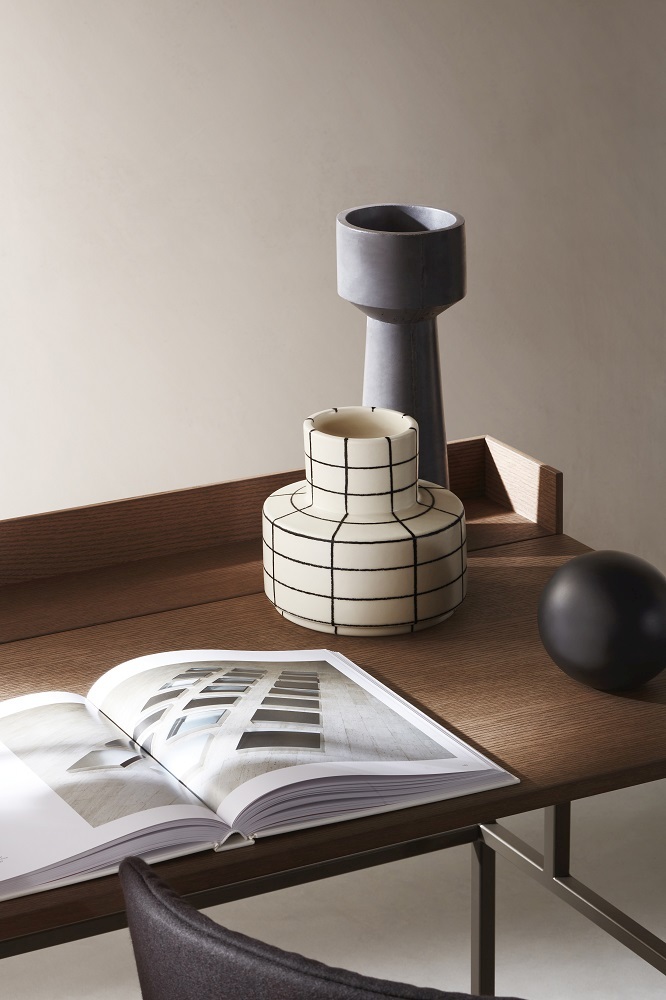 VENTI HOME LIGHT Desk Schreibtisch MDF Italia Blecheiche / Weiß matt