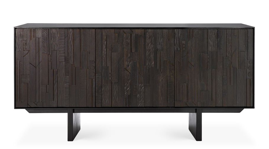 Ethnicraft Mosaic Anrichte aus dunklem Teakholz mit einzigartigem Mosaikmuster und minimalistischem Design.