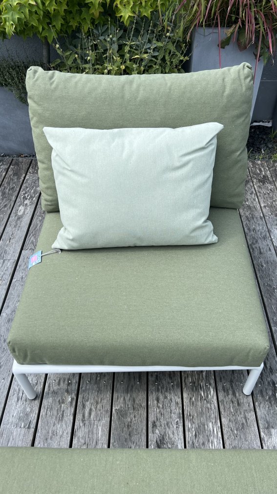 Level 2 Lounge Kombination Outdoor Houe AUSSTELLUNGSSTÜCK