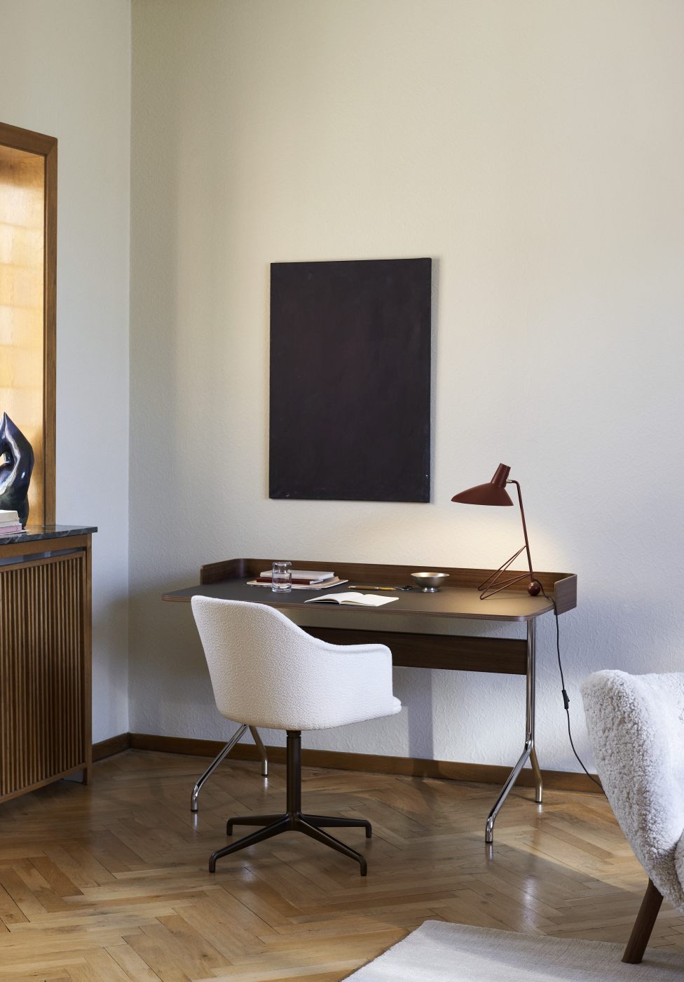 Pavilion AV16 / AV17 Sekretär / Schreibtisch AndTradition