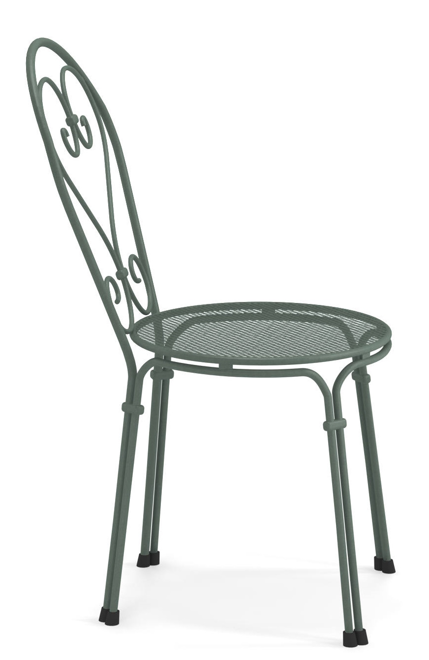 Detailansicht: Grüner Pigalle Stuhl von Emu für den Außenbereich, Metall, filigranes Design.