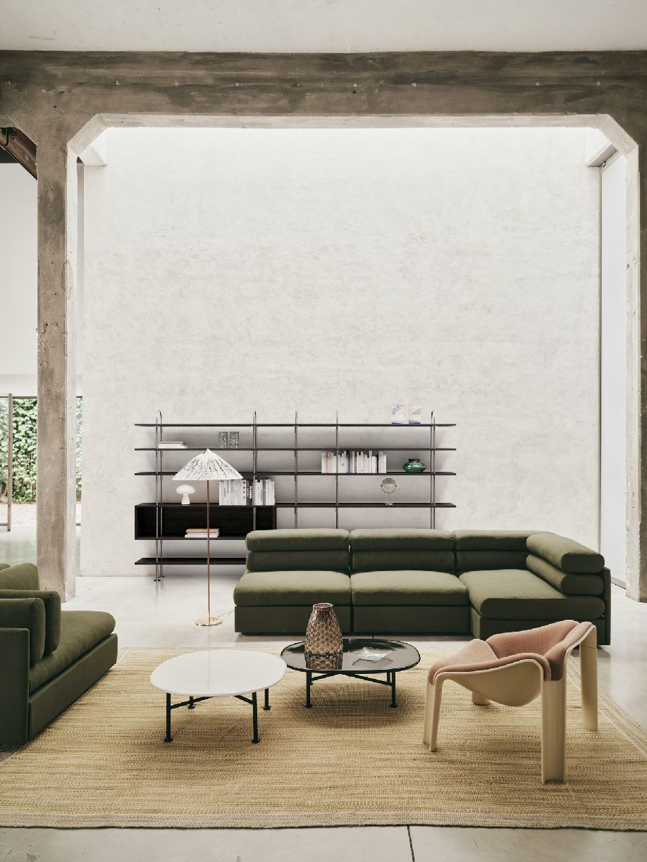 F300 Lounge Chair Sessel Gubi