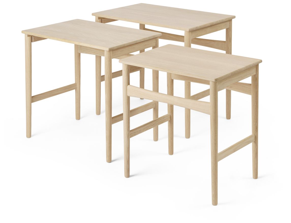 CH004 Beistelltische 3er Set von Carl Hansen & Søn aus hellem Holz. Satztische.