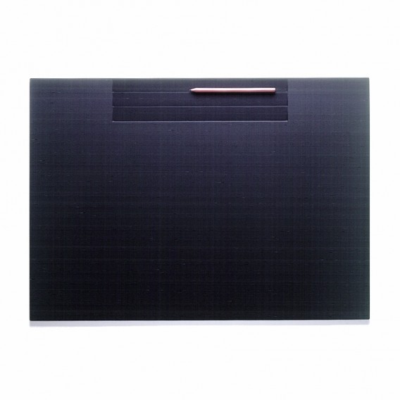 Schwarze Rexite Schreibtischunterlage mit Stiftablage und Stift, ideal für Büro und Homeoffice.