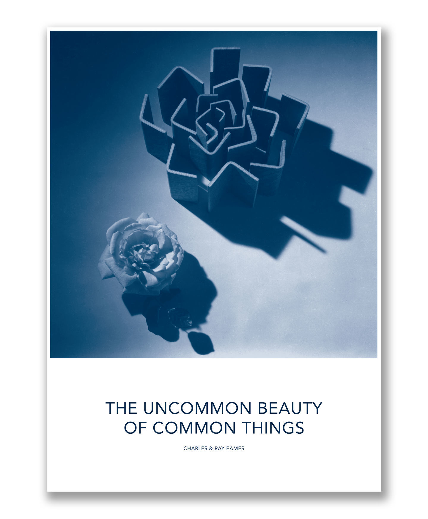 Eames Poster: Blaues Stillleben mit Rose und abstrakter Form, Vitra Design Poster.