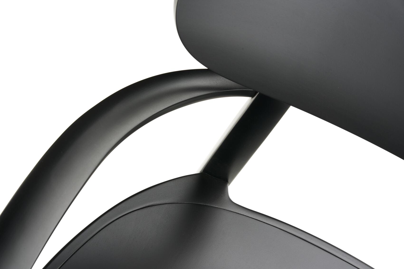 Holzsessel mit Armlehnen 119 MF Thonet