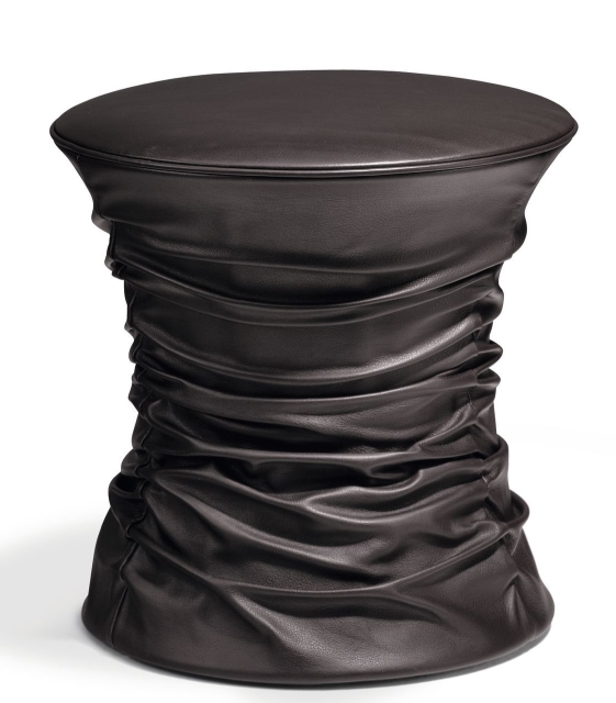 Brauner Bellows Hocker von Walter Knoll, Lederhocker als Beistelltisch, modernes Design.