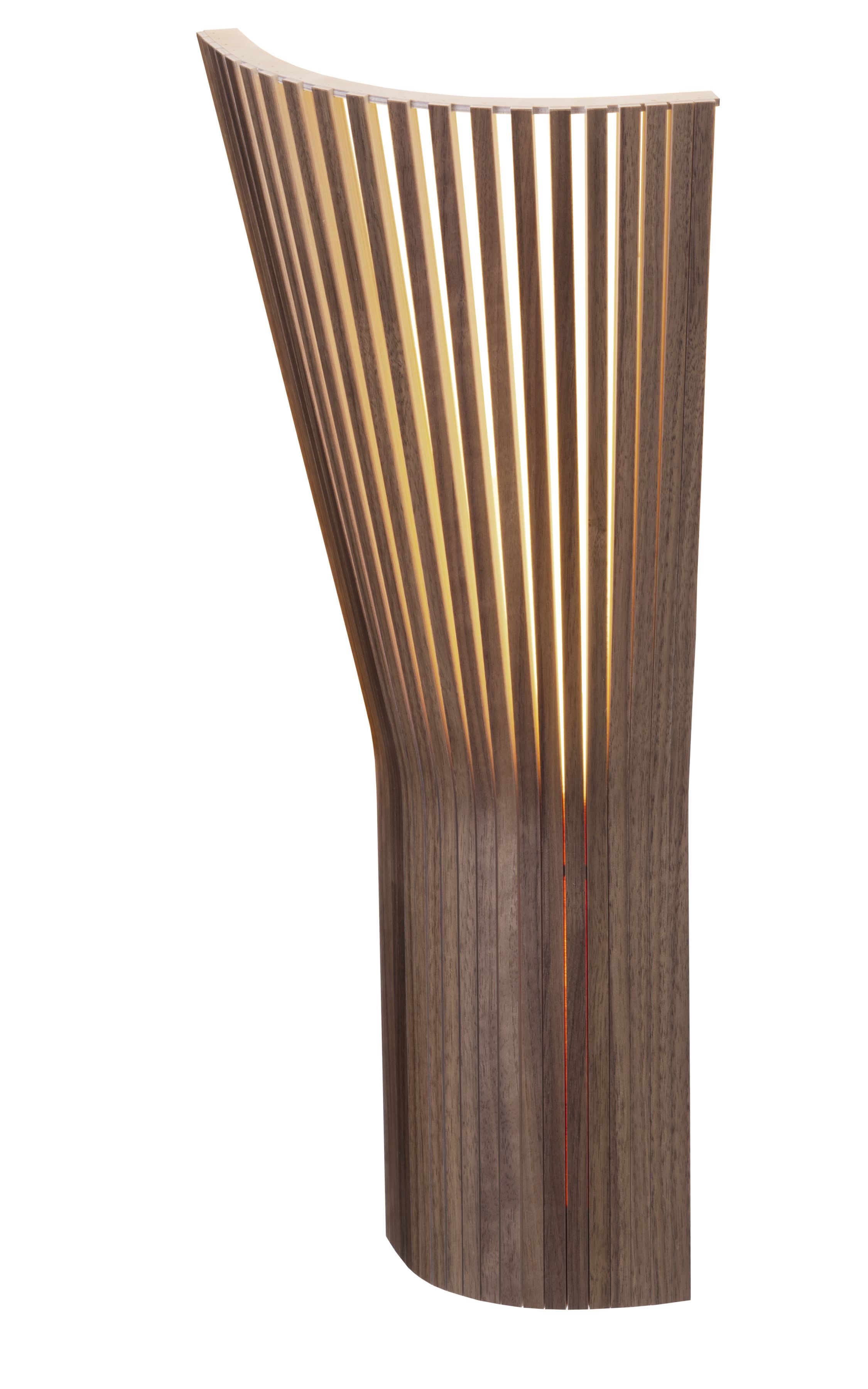 Secto 4237 Eckleuchte aus Walnussfurnier: Moderne Wandlampe mit Holzlamellen und indirektem Licht.
